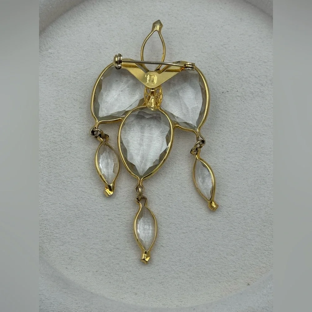 Vintage 1970s Goldtone Clear Crystal‎ Chandelier Brooch Pin Statement
